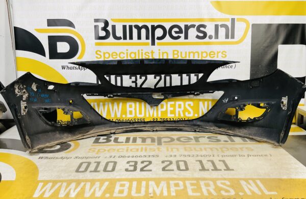 BUMPER Opel Astra j Facelift pdc kls  2011-2014 VOORBUMPER 2-i9-7092z