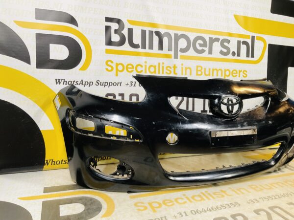BUMPER Toyota Aygo  2008-2012 VOORBUMPER 2-D1-7118z