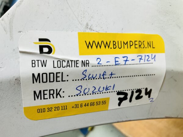 BUMPER Suzuki Swift MK7  VOORBUMPER 2-E7-7124z