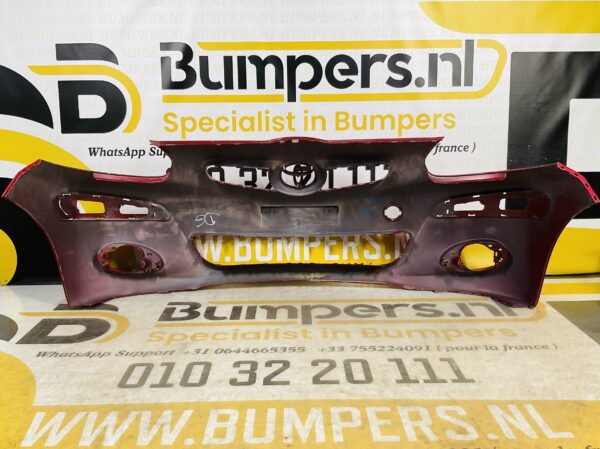 BUMPER Toyota Aygo  2008-2012  VOORBUMPER 2-D1-7133z