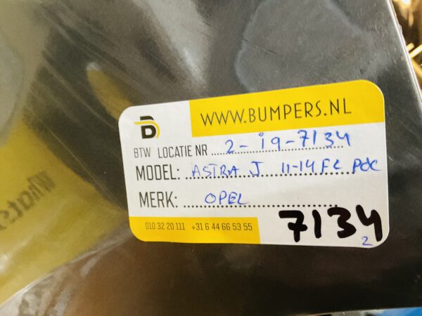 BUMPER Opel Astra j Facelift pdc 2011-2014 VOORBUMPER 2-i9-7134z