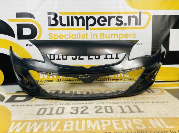 BUMPER Opel Astra j Facelift  2011-2014 VOORBUMPER 2-i9-7141z