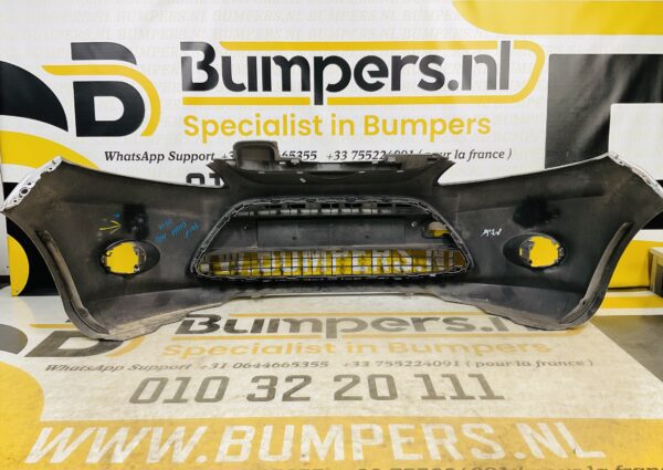 BUMPER Ford Fiesta MK7  2007-2012 VOORBUMPER 1-D3-7176z