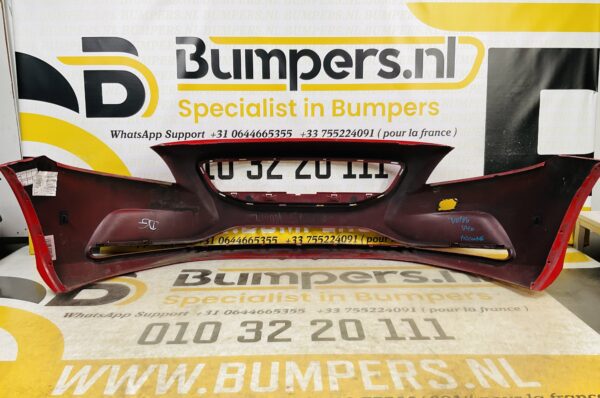 BUMPER Volvo V40 Normaal Geen pdc kls VOORBUMPER 1-E2-7185z