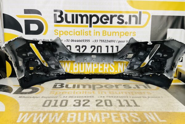 BUMPER Peugeot 2008  2019-2023 VOORBUMPER 2-J10-7224z