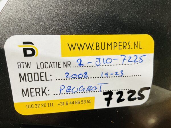 BUMPER Peugeot 2008  2019-2023 VOORBUMPER 2-J10-7225z