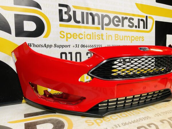 BUMPER Ford Focus MK3 Facelift  2014-2018 VOORBUMPER 1-D9-7325z