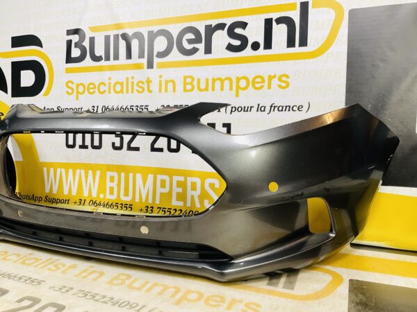 BUMPER Ford  B-Max Bmax 4xpdc VOORBUMPER 1-D8-7326z