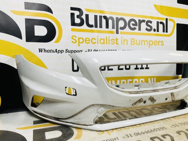 BUMPER Volvo V40 Rdesign R-Design no pdc kls VOORBUMPER 1-E7-7335z