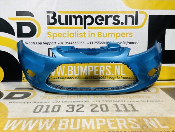 BUMPER Ford Fiesta MK7  2007-2012 VOORBUMPER 1-D3-7357z