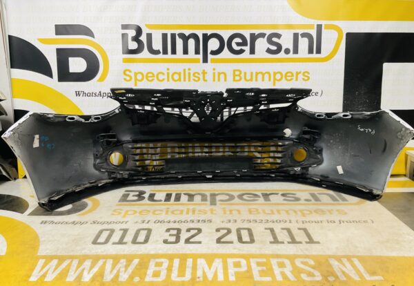 BUMPER Renault Clio 4  2012-2016 VOORBUMPER 2-F2-7385z