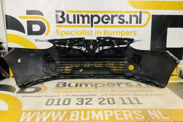 BUMPER Renault Clio 4  2012-2016 VOORBUMPER 2-F2-7389z
