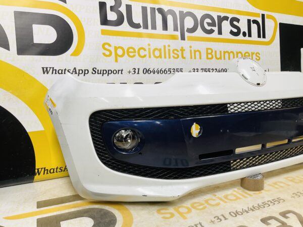 BUMPER Volkswagen UP + Mistlamp 2011-2016 VOORBUMPER 2-B2-7397z