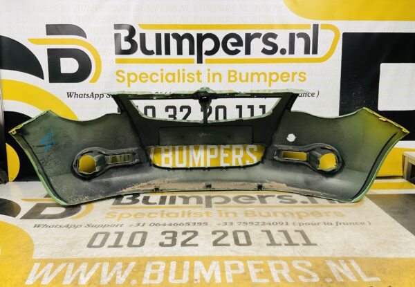 BUMPER Opel Agila VOORBUMPER 2-i4-7419z
