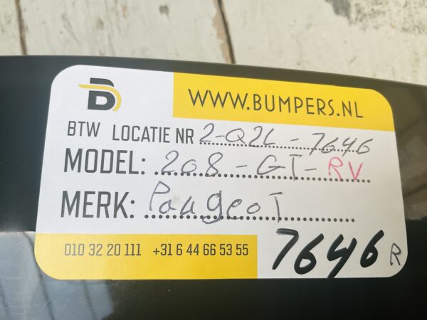 Zijscherm strip Peugeot 208 984435880 Rv rechts voor GT Line 2-Q2L-7646R