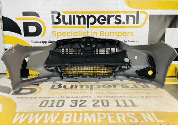 BUMPER Toyota Yaris  2021-2023 VOORBUMPER 2-D2-7724z