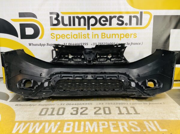 BUMPER Dacia Duster 2017-2020 VOORBUMPER 1-G3-7742z