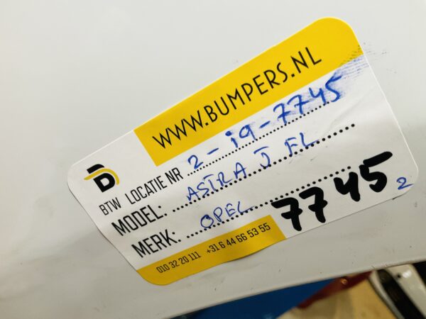 BUMPER Opel Astra J Facelift  kls  2011-2014 VOORBUMPER 2-i9-7745z