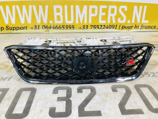 Grill Seat Ibiza 6J Facelift Gril 2013-217 2-N8-7751R