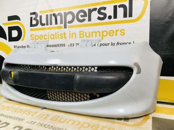 BUMPER Peugeot 107 2004-2008 VOORBUMPER 2-J1-7826z