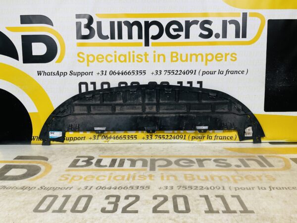 Onderplaat Mercedes W447 Vito AMG A4478850136 BumperLip  2-L4-8084R