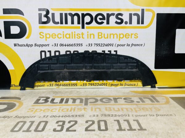 Onderplaat Mercedes W447 Vito AMG A4478850136 BumperLip  2-L4-8084R