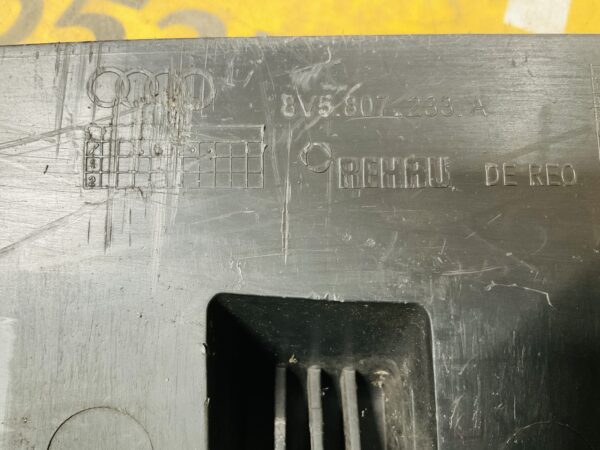 Onderplaat Audi 8V A3 2013-2016 BumperLip  2-L4-8091R