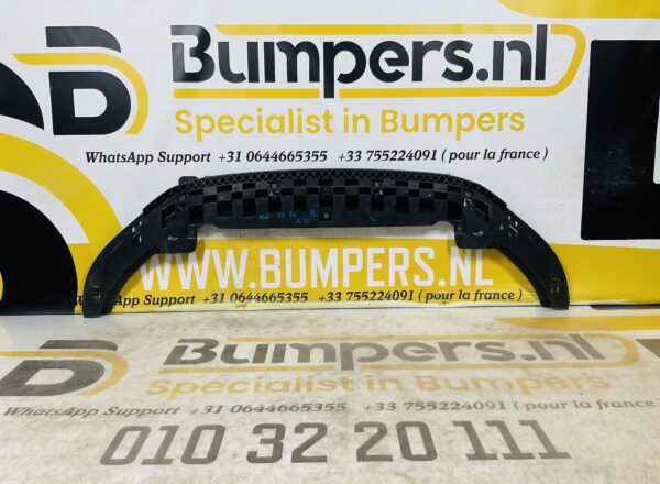 Onderplaat Audi A3 V8 2016-2021 8V3807233 BumperLip  2-L4-8096R