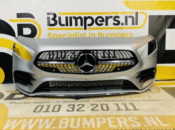 BUMPER Mercedes A Klasse W177 AMG Diamond Grill 2019-2023 VOORBUMPER 1-A7-8234z