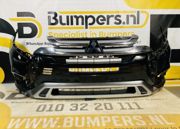BUMPER Mitsubishi Outlander  2012-2015 VOORBUMPER 2-B5-8261z