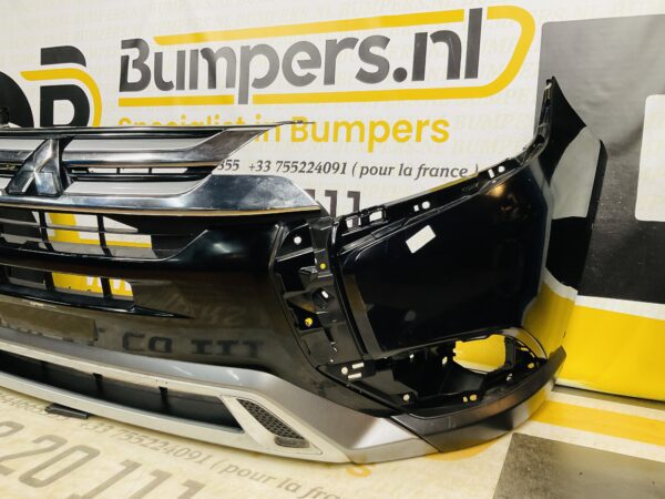 BUMPER Mitsubishi Outlander  2012-2015 VOORBUMPER 2-B5-8261z