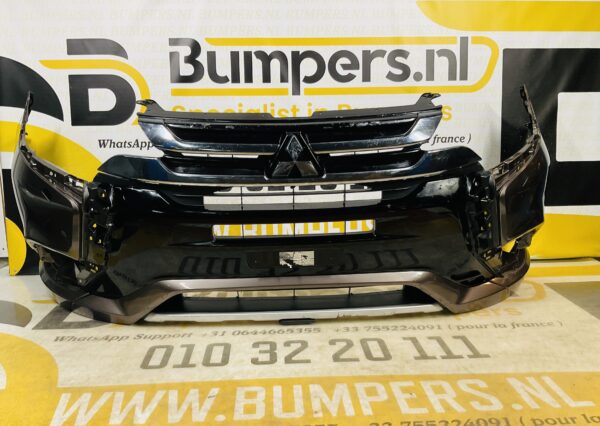 BUMPER Mitsubishi Outlander  2012-2015 VOORBUMPER 2-B5-8262z