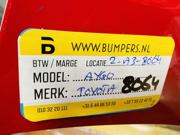 BUMPER Toyota Aygo  2014-2017 VOORBUMPER 2-A3-8064z