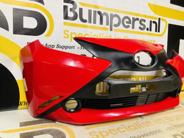 BUMPER Toyota Aygo  2014-2017 VOORBUMPER 2-D1-8065z