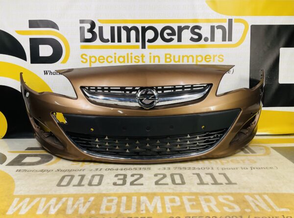BUMPER Opel Astra J Facelift 2011-2014 VOORBUMPER 2-i9-8077z