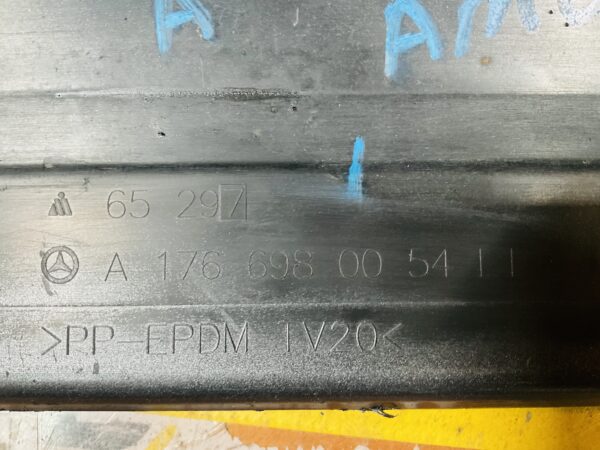 Zijskirt Mercedes A Klasse W176 CLA W117 AMG A1766980054 Links Dorpel 2-L1-8323R