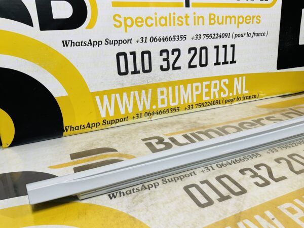 Zijskirt Mercedes A W177 AMG A1776904601 Rechts Dorpel 2-L1-8325R