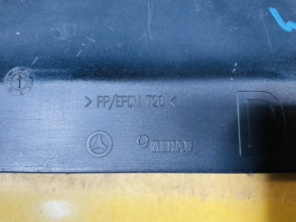 Zijskirt Mercedes C W205 AMG A2056902640 Rechts Dorpel 2-L1-8330R
