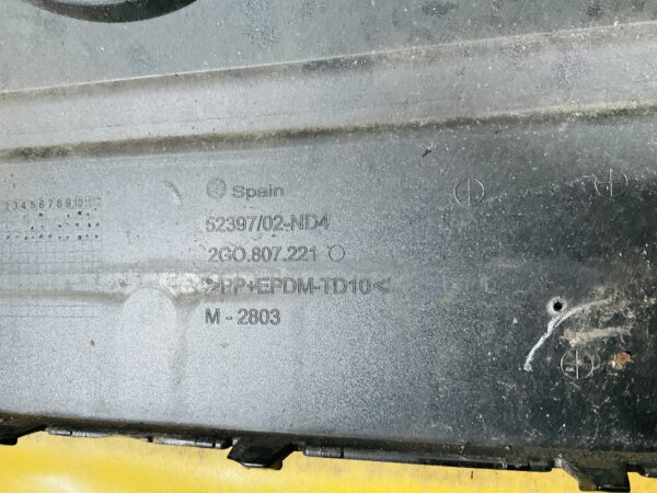 Bumper Volkswagen Polo 2G 2017-2021 2G0807221 4XPdc Voorbumper 1-G12-8438