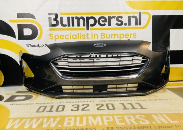BUMPER Ford Focus MK4 Normaal 2017-2022 VOORBUMPER 1-D10-9009z
