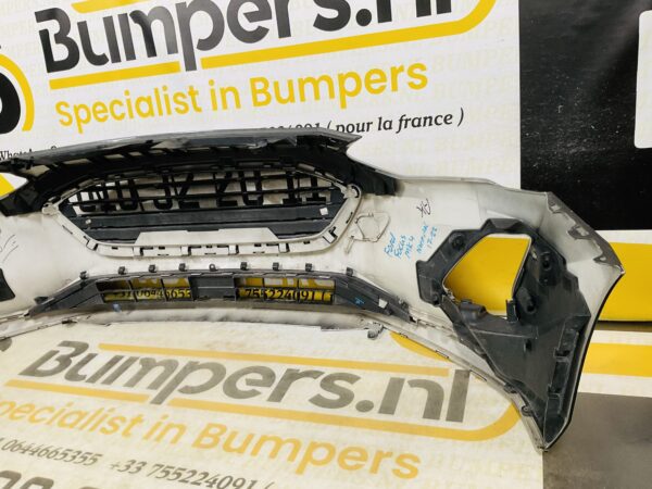 BUMPER Ford Focus MK4 Normaal 2017-2022 VOORBUMPER 1-D10-9009z