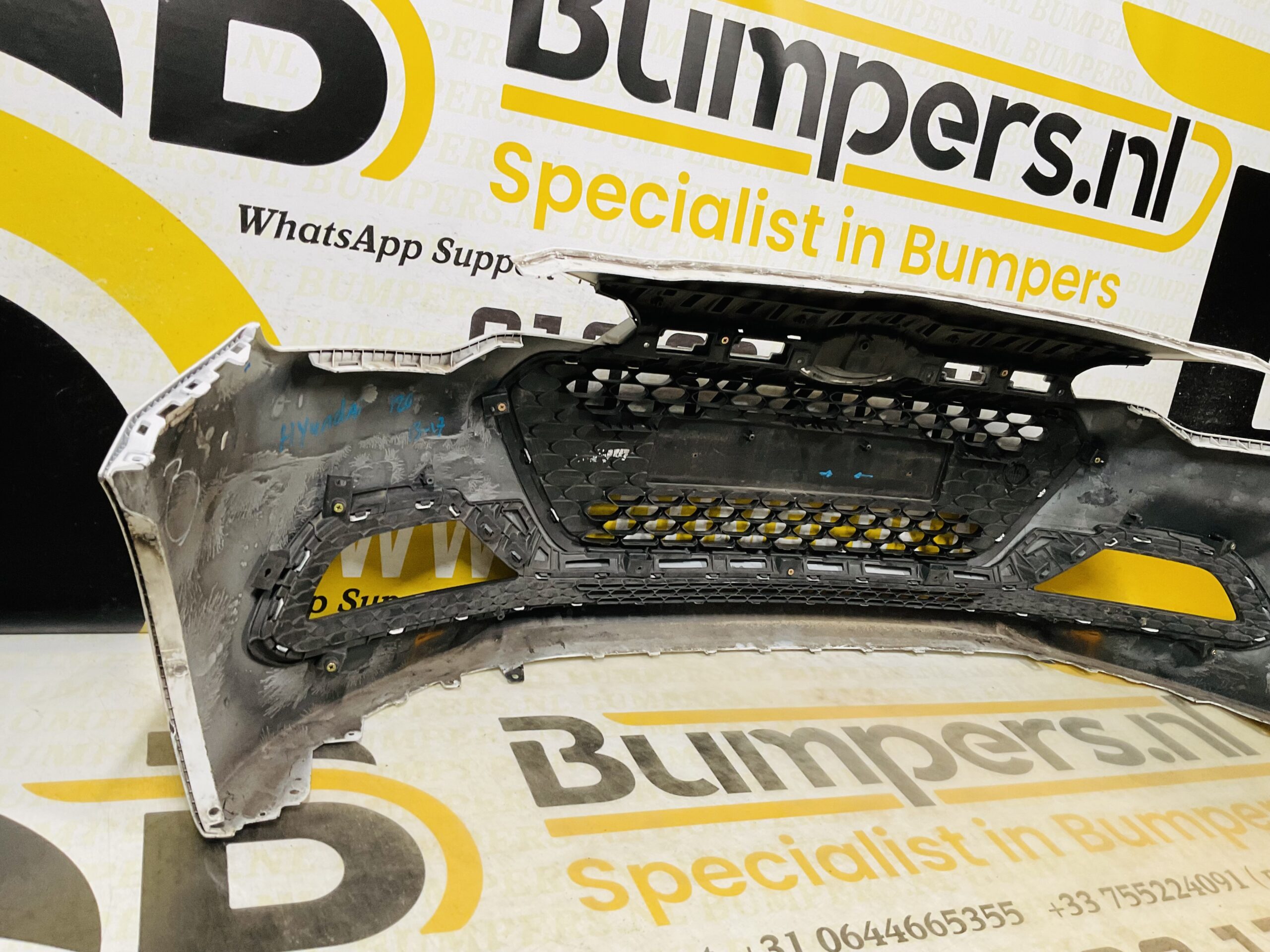 BUMPER Hyundai i20 2013-2017 VOORBUMPER 2-E3-9020z