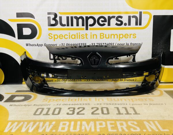 BUMPER Renault Clio 3 2004-2008 VOORBUMPER 2-F8-9051z