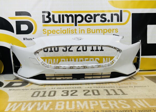 BUMPER Ford Focus MK4 Normaal 2017-2022 VOORBUMPER 1-D10-9060z