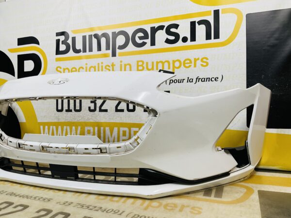 BUMPER Ford Focus MK4 Normaal 2017-2022 VOORBUMPER 1-D10-9060z