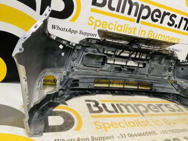BUMPER Mitsubishi Outlander + Grill KLS pdc  VOORBUMPER 2-B5-8755z