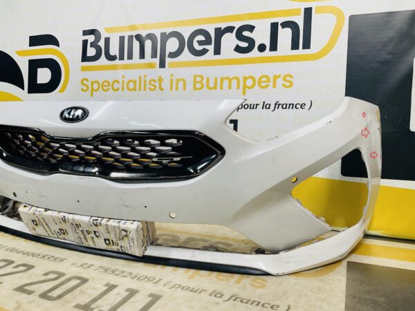 BUMPER Kia Ceed GT-Line GTline 4xpdc VOORBUMPER 2-G9-8787z