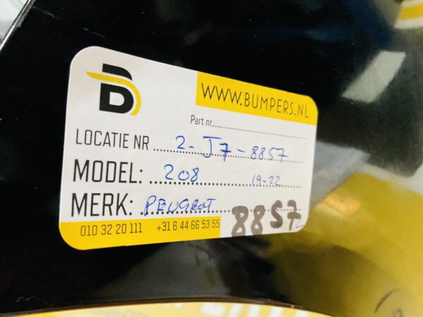 BUMPER Peugeot 208 +Onderplaat 2019-2013 VOORBUMPER 2-J7-8857z