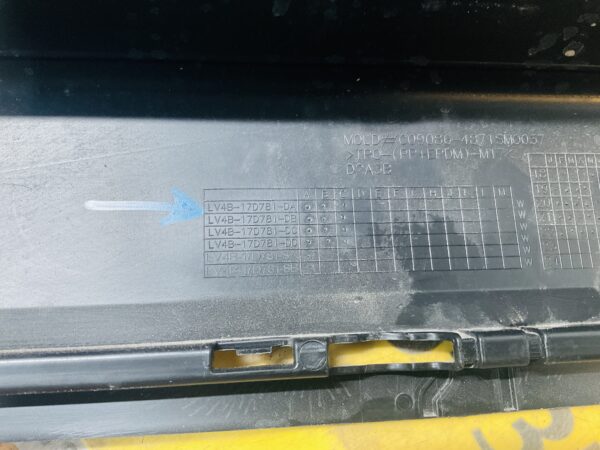 Bumper Ford Kuga MK3 6XPdc 2019-2023 LV4B-17D781-DA Achterbumper 1-F10-8914R