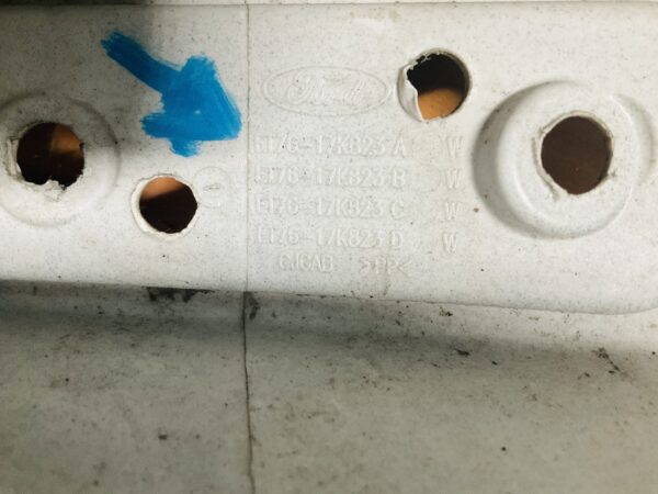 Bumper Ford Transit Courier 2014-2019 ET76-17K823A Achterbumper 1-F6-8991R